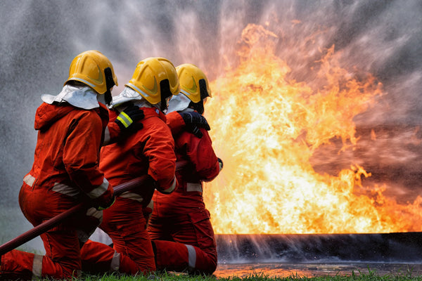 The Impact of Electrolyte Additives on Hydration During Wildfire Suppression